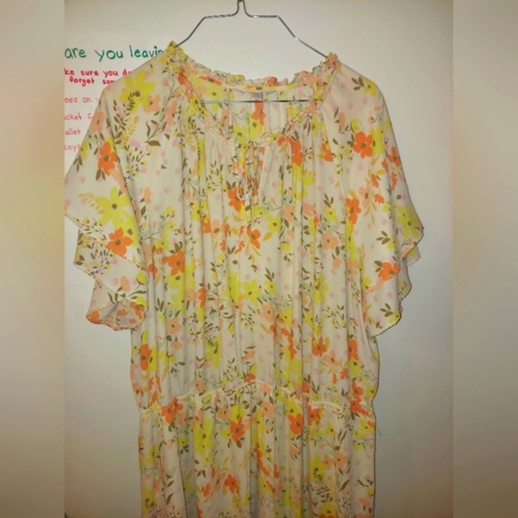 Lauren Conrad LC EUC Spring floral 3/4 length dress with ruching! 3X size - Picture 6 of 8